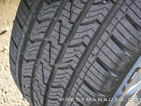 Used 2020 Honda CR-V EX-L image 11