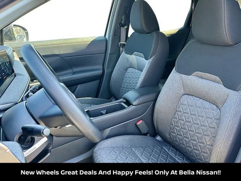 New 2026 Nissan Kicks SV w/ Interior Electronics Package AWD/4WD image 14