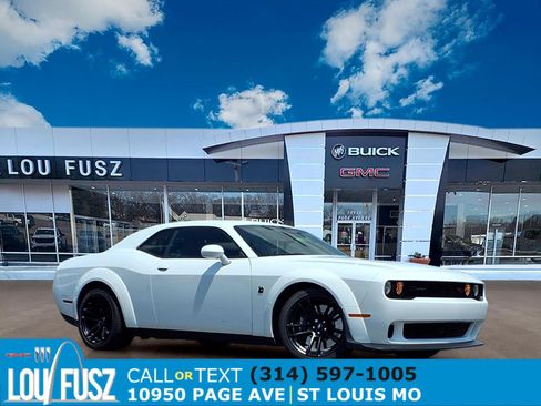 Used 2023 Dodge Challenger R/T Scat Pack RWD image 1