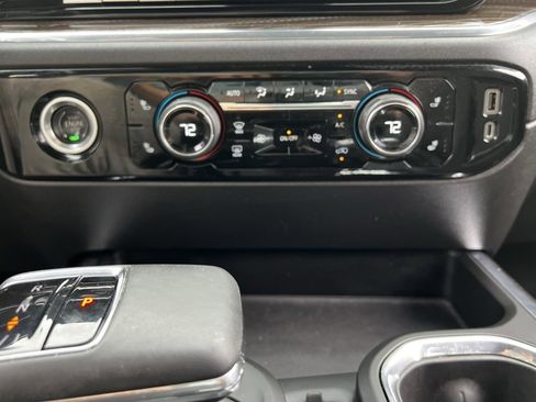 Used 2023 Chevrolet Silverado 1500 LT Trail Boss image 36