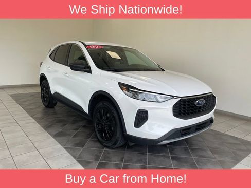 Used 2023 Ford Escape Active w/ Tech Pack #1 AWD/4WD image 1