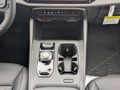 New 2026 Jeep Cherokee Overland image 17