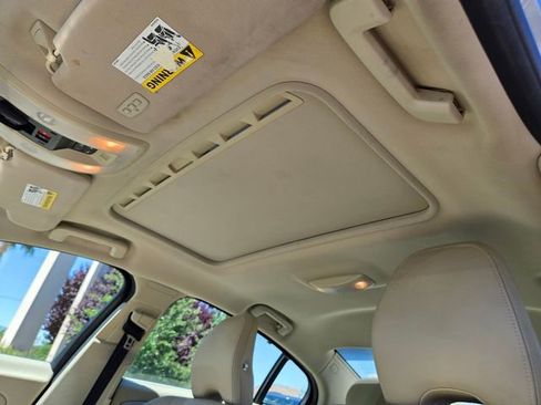 Used 2016 Volvo S60 T5 Inscription Platinum FWD image 11