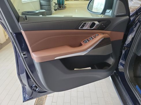 New 2026 BMW X5 xDrive40i w/ Climate Comfort Package image 17