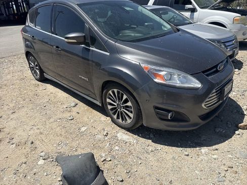 Used 2018 Ford C-MAX Titanium w/ Equipment Group 301A FWD image 2