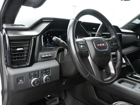 Used 2025 GMC Sierra 2500 AT4X AWD/4WD image 16