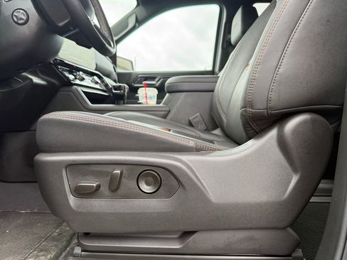 Used 2026 GMC Sierra 1500 AT4 w/ AT4 Premium Package AWD/4WD image 10