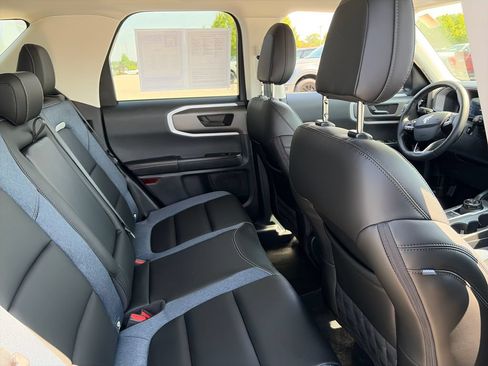 Used 2025 Ford Bronco Sport Outer Banks AWD/4WD image 31