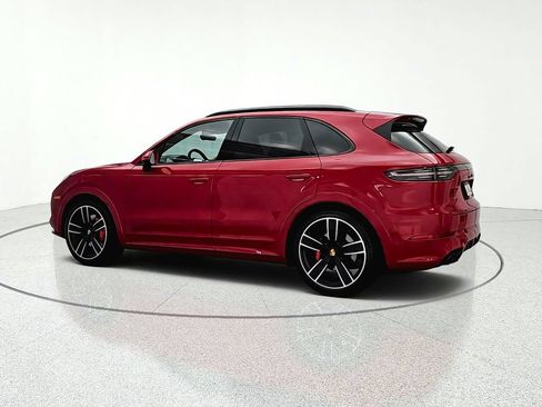 Used 2023 Porsche Cayenne GTS AWD/4WD image 4
