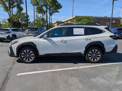 Used 2025 Subaru Outback Touring XT AWD/4WD image 7