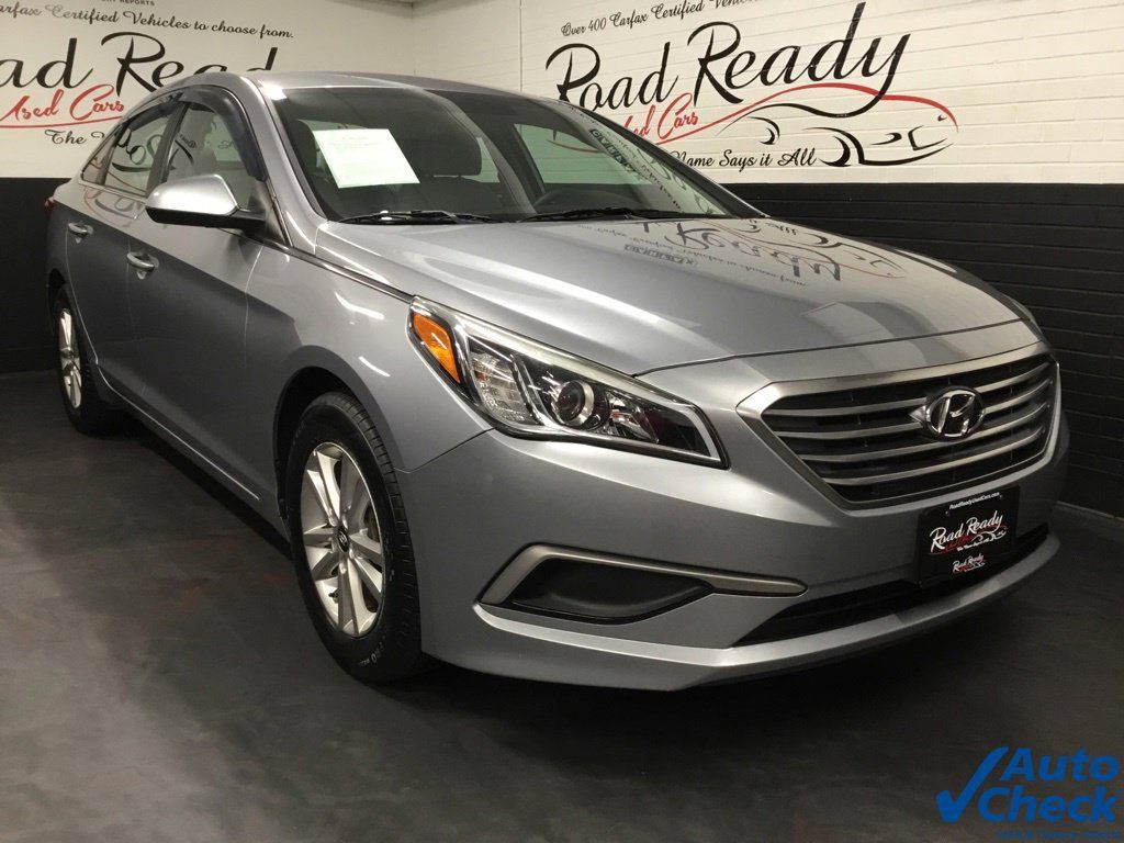 Used 2017 Hyundai Sonata SE FWD image 3