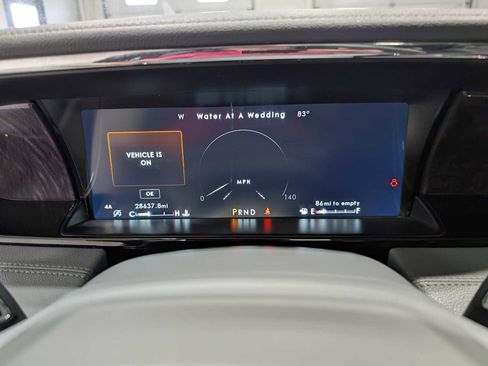 Used 2020 Lincoln Navigator L Reserve w/ Luxury Package image 24