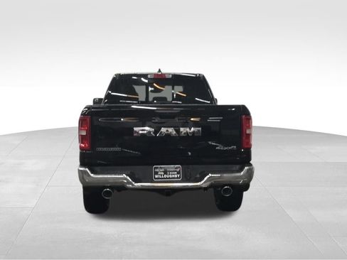New 2026 RAM 1500 4x4 Crew Cab image 7