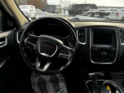 Used 2019 Dodge Durango SXT image 9