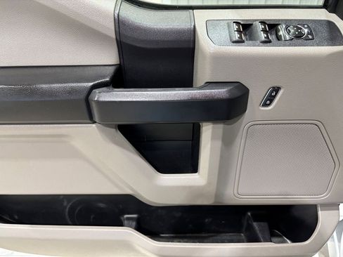 Used 2017 Ford F250 XL w/ Power Equipment Group image 16