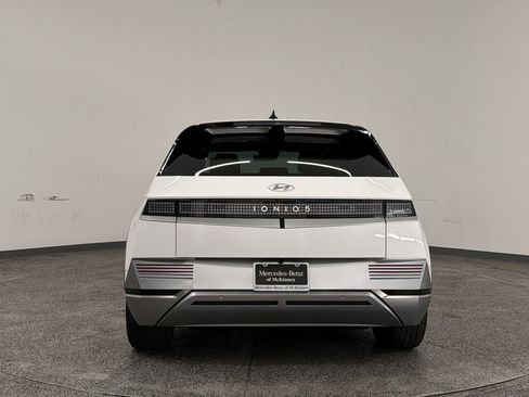 Used 2023 Hyundai Ioniq 5 Limited w/ Cargo Package RWD image 9