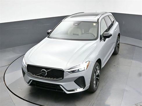 New 2026 Volvo XC60 B5 Plus w/ Protection Package Premier image 46