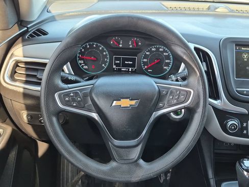 Used 2019 Chevrolet Equinox LS FWD image 19