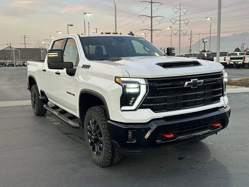 New 2026 Chevrolet Silverado 3500 LT w/ Trail Boss Package image 33