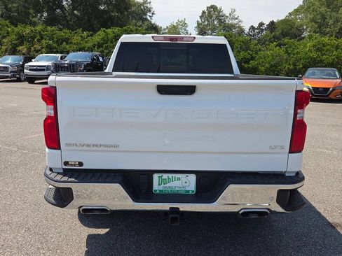 Certified 2025 Chevrolet Silverado 1500 LTZ w/ Technology Package AWD/4WD image 9