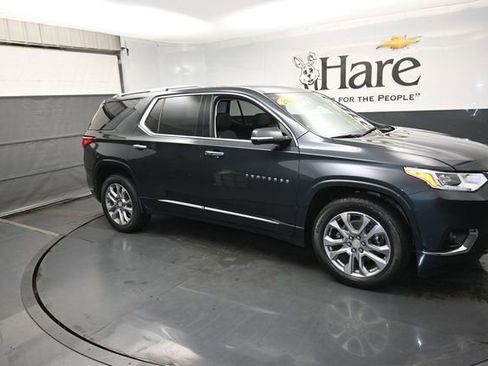 Used 2021 Chevrolet Traverse Premier w/ LPO, Floor Liner Package AWD/4WD image 37