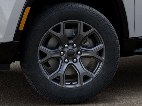 New 2026 Jeep Grand Wagoneer Limited AWD/4WD image 8
