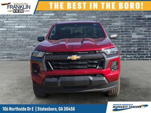 Used 2024 Chevrolet Colorado LT w/ LT Convenience Package II image 8