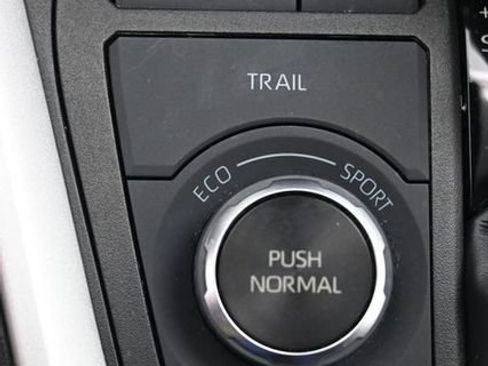 Used 2023 Toyota RAV4 XLE w/ XLE Grade Weather Package AWD/4WD image 34