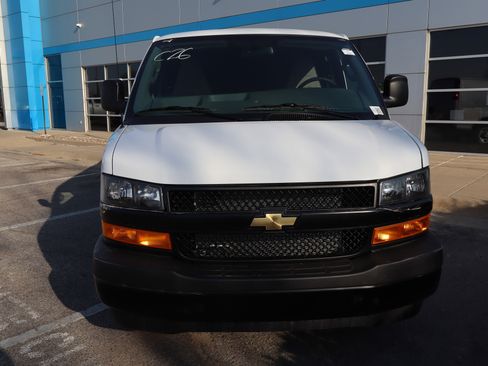 New 2026 Chevrolet Express 3500 w/ Driver Convenience Package image 14
