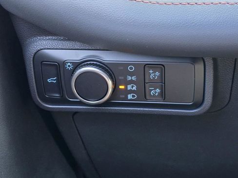 New 2025 Ford Explorer Active image 26