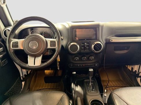 Used 2014 Jeep Wrangler Unlimited Sport image 18