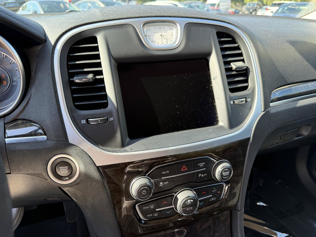 Used 2023 Chrysler 300 Touring L w/ Comfort Group RWD image 15