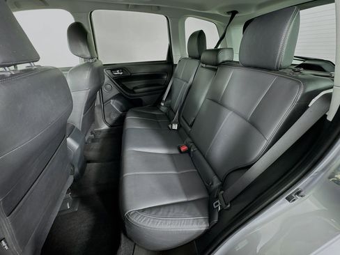 Used 2018 Subaru Forester 2.5i Touring AWD/4WD image 26