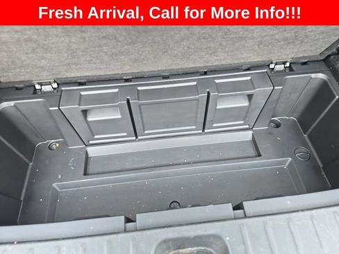Used 2023 Nissan Pathfinder S FWD image 23