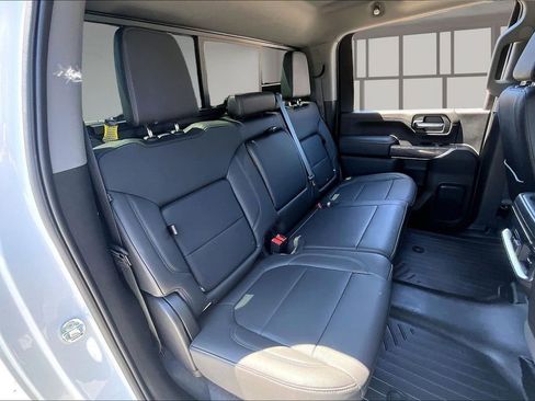 Used 2022 Chevrolet Silverado 2500 LTZ w/ LTZ Plus Package AWD/4WD image 26