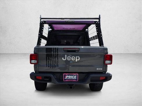 Used 2022 Jeep Gladiator Overland AWD/4WD image 6