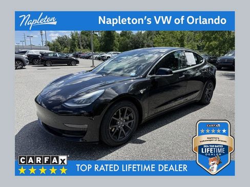 Used 2018 Tesla Model 3 Long Range RWD image 1