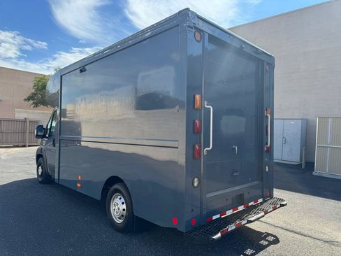 Used 2022 RAM ProMaster 3500 w/ Fleet Safety Group FWD image 5