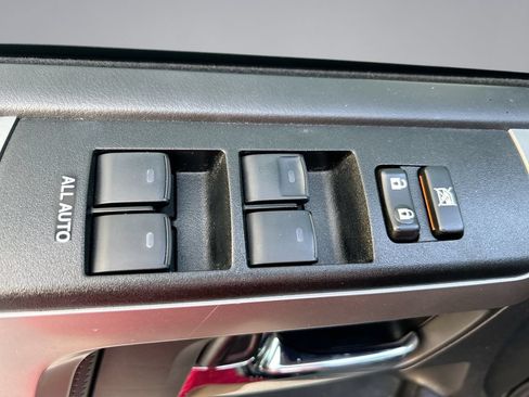 Used 2024 Toyota 4Runner SR5 RWD image 13