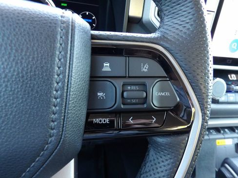 Used 2024 Toyota Tundra Limited AWD/4WD image 19