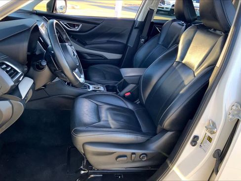 Used 2022 Subaru Forester Limited image 7