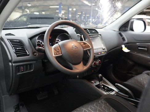 New 2026 Mitsubishi Outlander Sport ES image 5