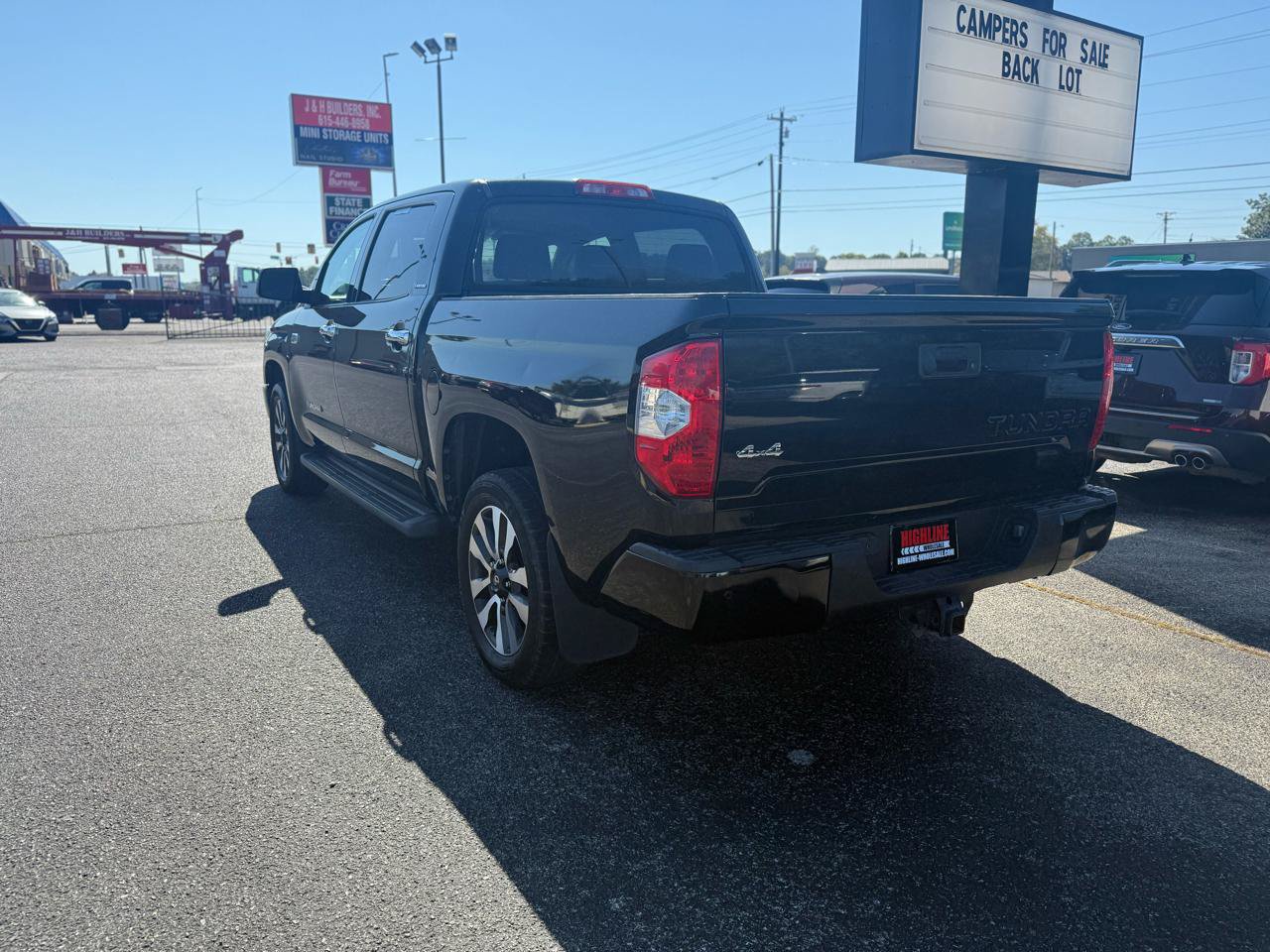 Used 2018 Toyota Tundra Limited w/ Limited Premium Package AWD/4WD image 6