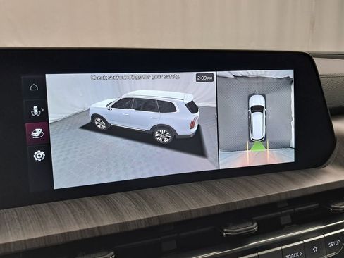 Used 2024 Kia Telluride SX image 35