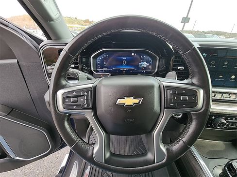 Used 2022 Chevrolet Silverado 1500 LTZ image 19