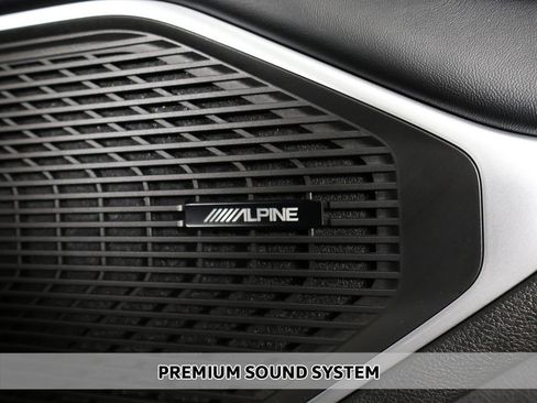 Used 2024 Jeep Wagoneer Series III image 4