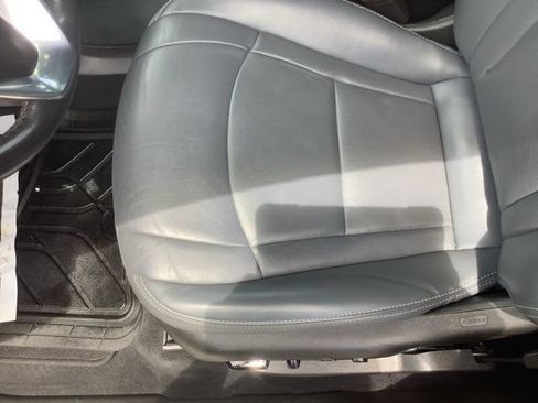 Used 2024 Buick Enclave Premium FWD image 9