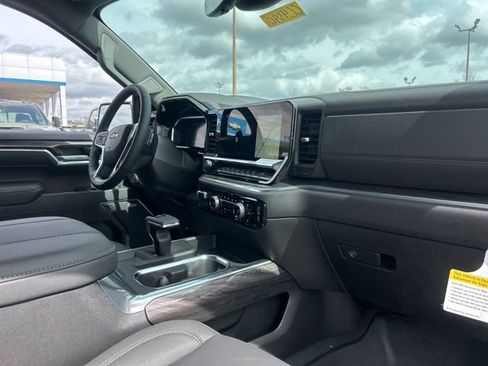 New 2026 Chevrolet Silverado 1500 LTZ w/ LTZ Premium Package image 34