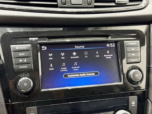Used 2020 Nissan Rogue SL FWD image 31