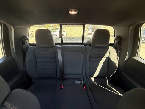 Used 2026 Nissan Frontier PRO-4X AWD/4WD image 37